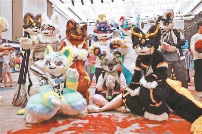 擬人化動物服裝設計 開啟職業新賽道:服裝設計